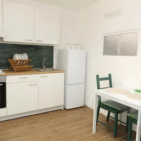Semesterbostad Piccina House *