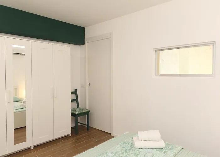 Piccina House 펜션 *